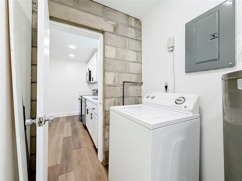 En Venta: $360,000 (4 camas, 2 baños, 1200 Pies cuadrados)