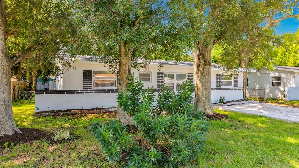 En Venta: $360,000 (4 camas, 2 baños, 1200 Pies cuadrados)