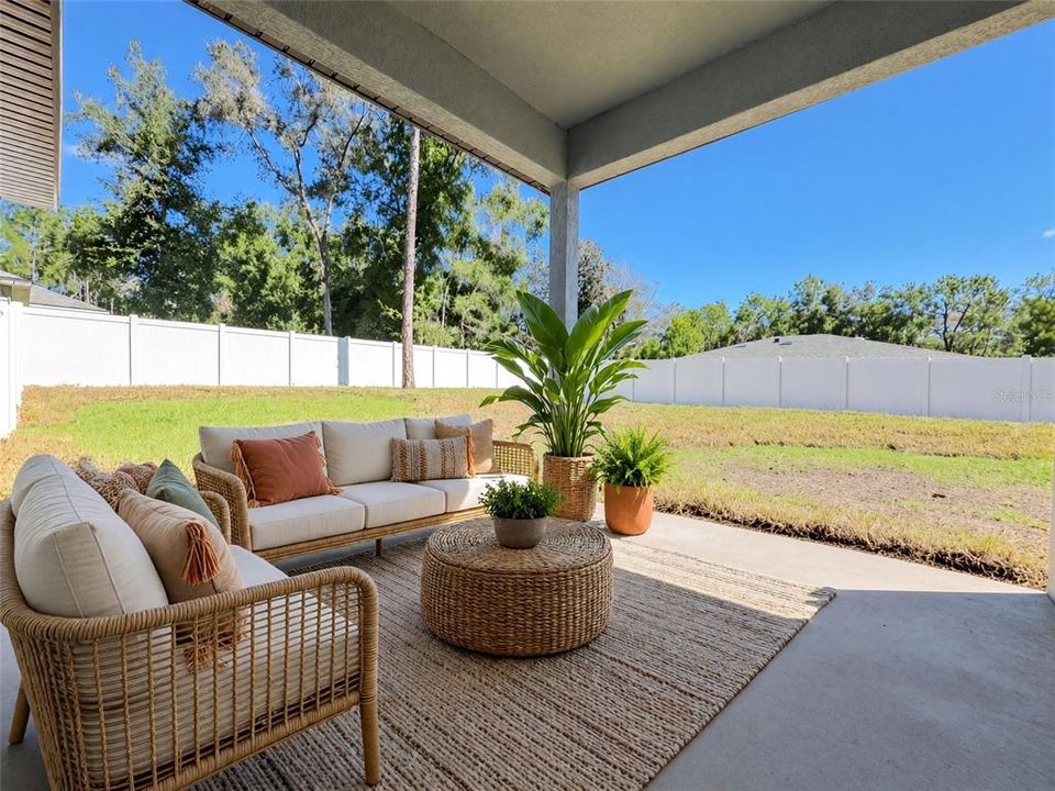 For Rent: $1,950 (4 beds, 2 baths, 1548 Square Feet)