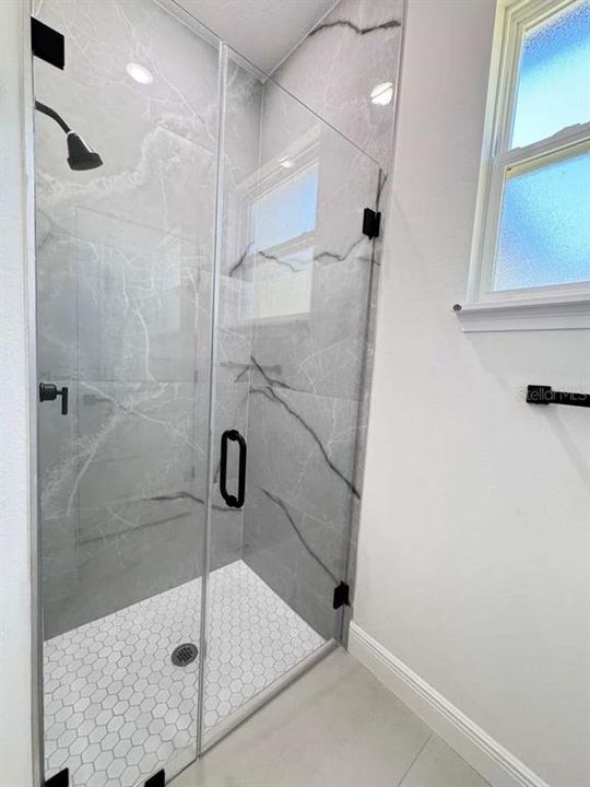 For Rent: $1,950 (4 beds, 2 baths, 1548 Square Feet)