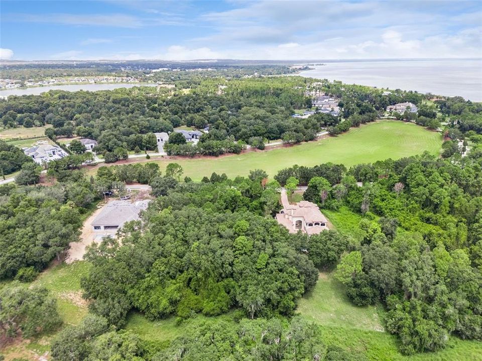 En Venta: $725,000 (1.26 acres)