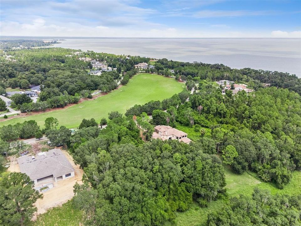 En Venta: $725,000 (1.26 acres)