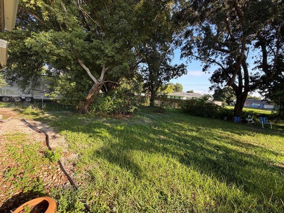 For Sale: $299,990 (2 beds, 2 baths, 1370 Square Feet)