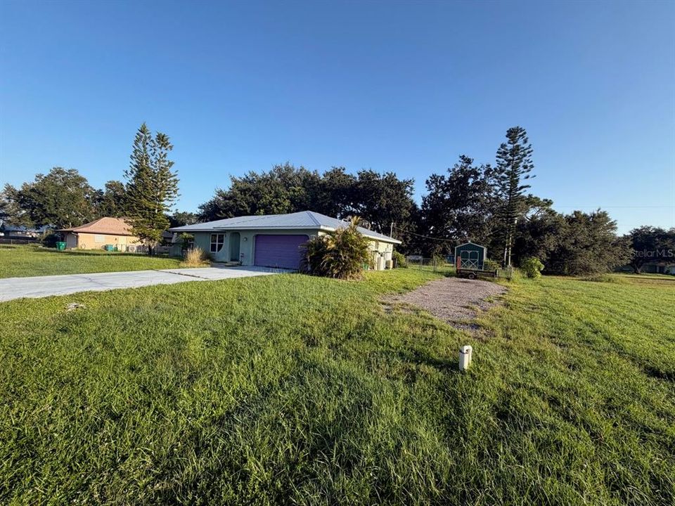 For Sale: $299,990 (2 beds, 2 baths, 1370 Square Feet)