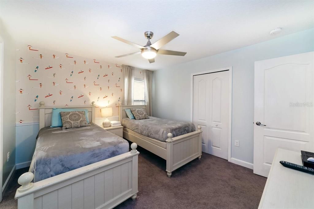 For Sale: $585,000 (6 beds, 6 baths, 3063 Square Feet)