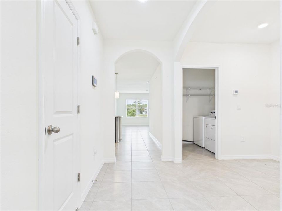 For Sale: $302,500 (4 beds, 2 baths, 1827 Square Feet)