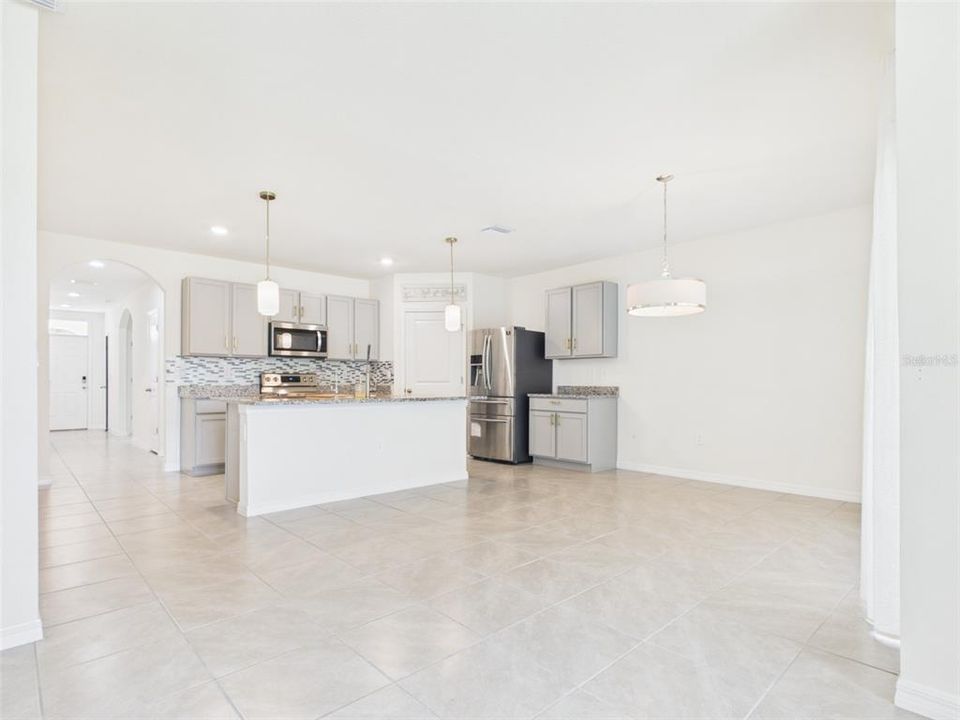 For Sale: $302,500 (4 beds, 2 baths, 1827 Square Feet)