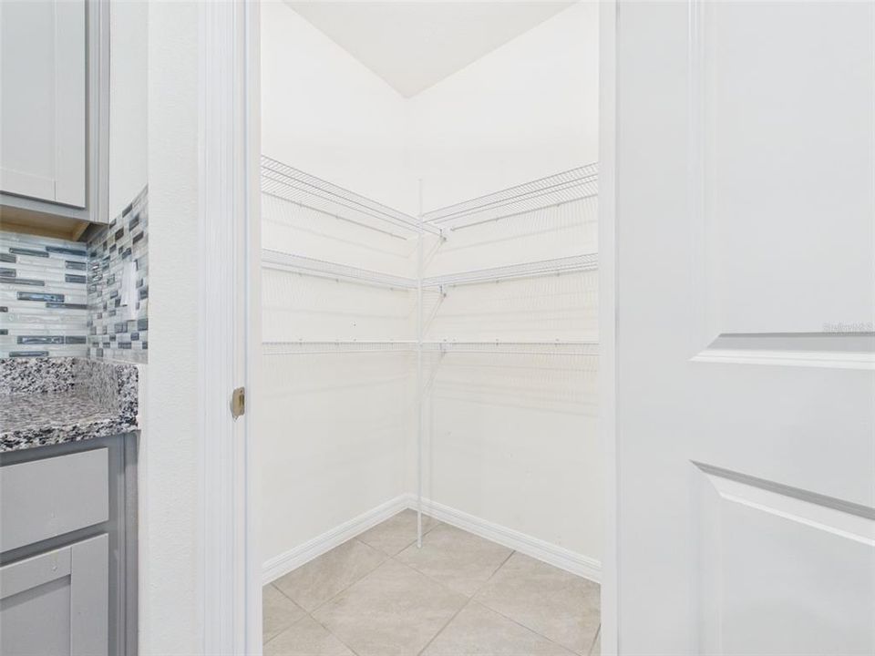 For Sale: $302,500 (4 beds, 2 baths, 1827 Square Feet)