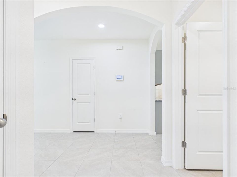 For Sale: $302,500 (4 beds, 2 baths, 1827 Square Feet)