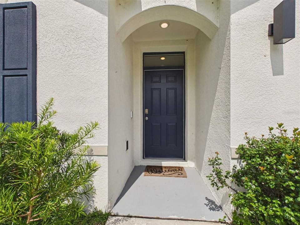 For Sale: $302,500 (4 beds, 2 baths, 1827 Square Feet)