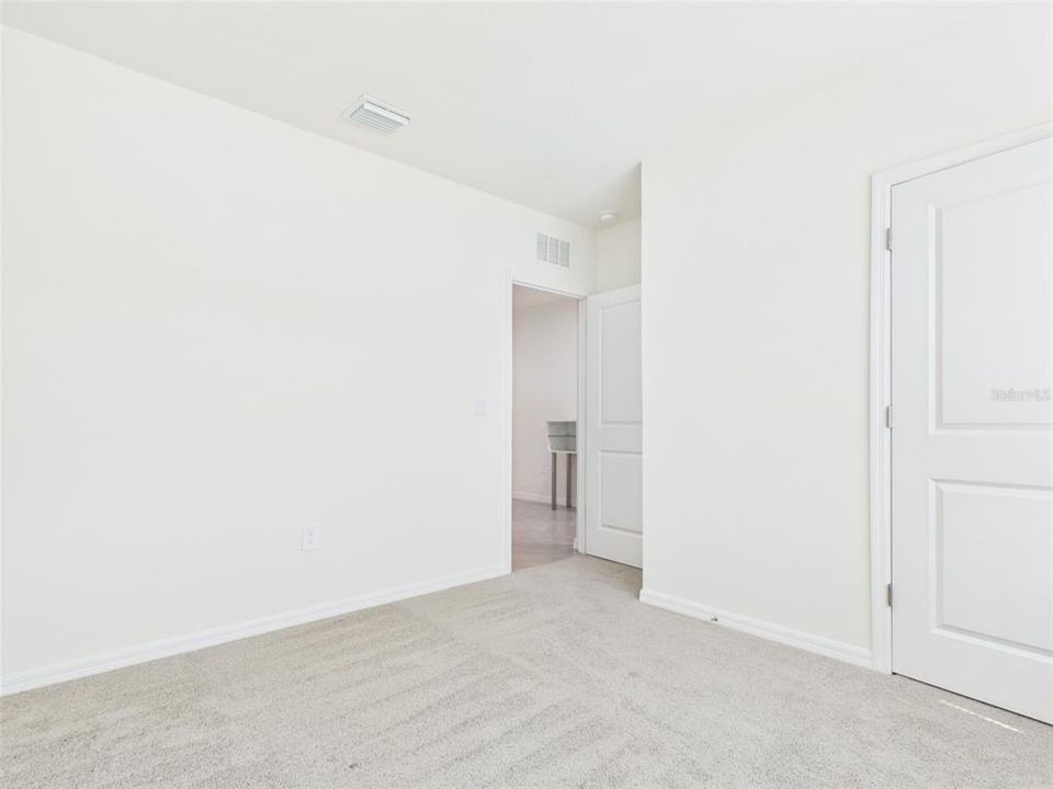 For Sale: $302,500 (4 beds, 2 baths, 1827 Square Feet)