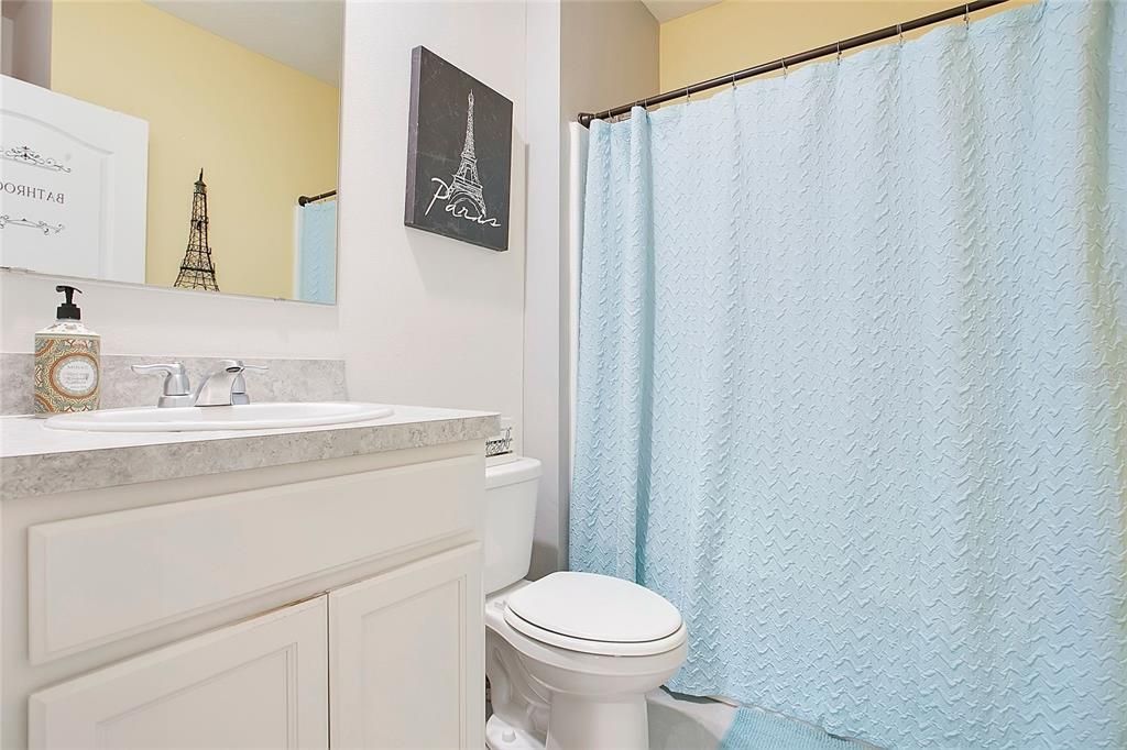 For Rent: $2,150 (3 beds, 2 baths, 1412 Square Feet)