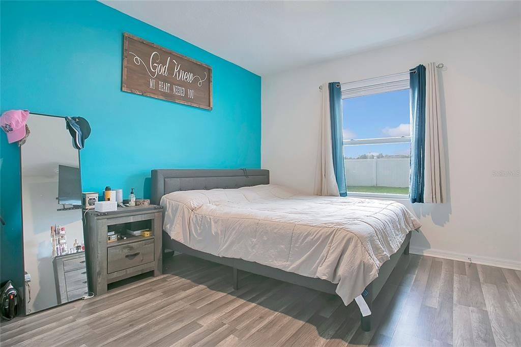 For Rent: $2,150 (3 beds, 2 baths, 1412 Square Feet)