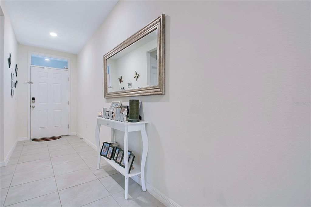 For Rent: $2,150 (3 beds, 2 baths, 1412 Square Feet)
