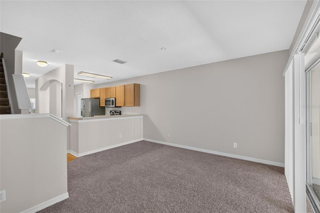 For Rent: $1,800 (2 beds, 2 baths, 1383 Square Feet)