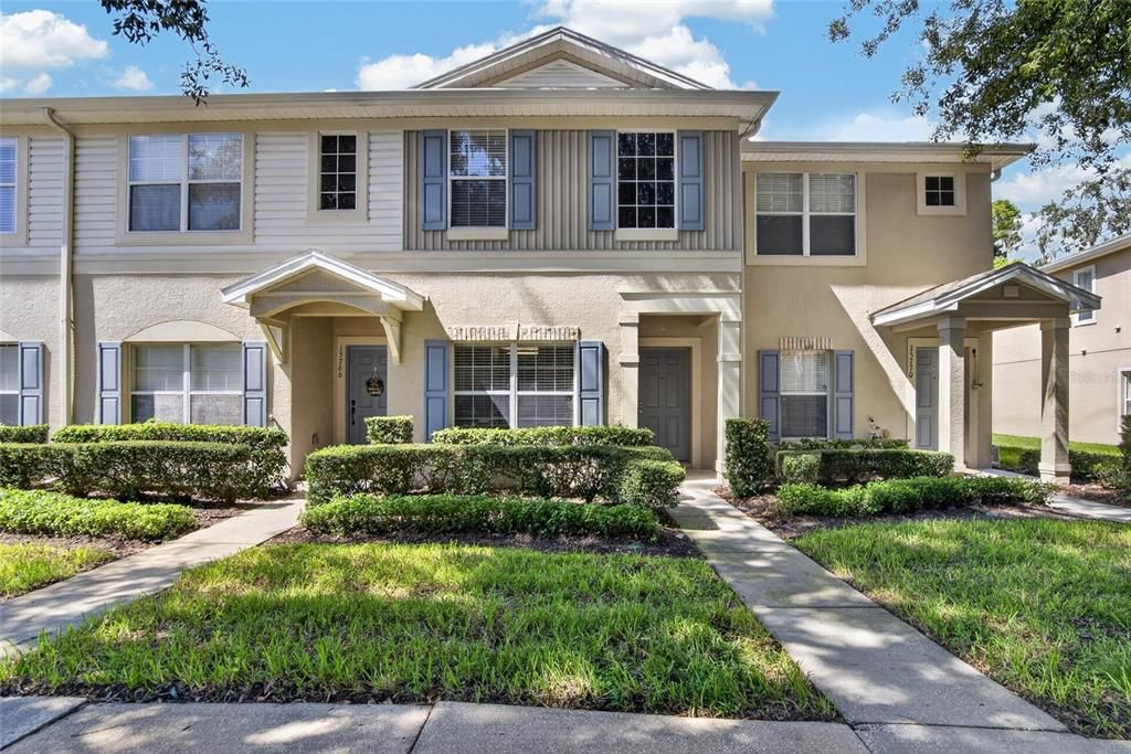 For Rent: $1,800 (2 beds, 2 baths, 1383 Square Feet)