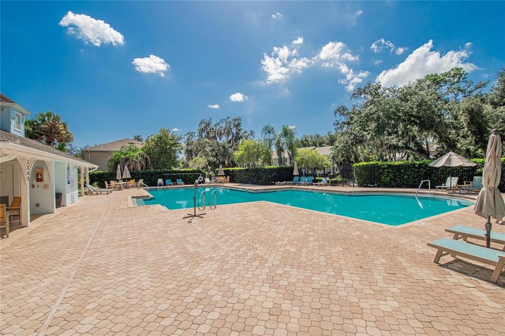 For Rent: $1,800 (2 beds, 2 baths, 1383 Square Feet)