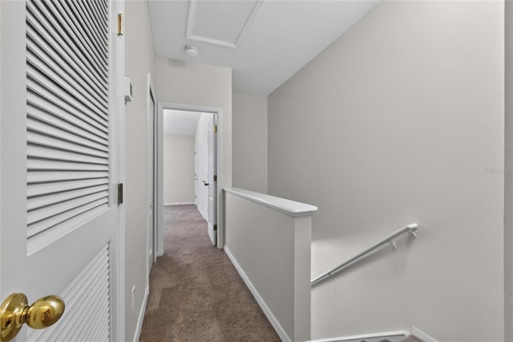 For Rent: $1,800 (2 beds, 2 baths, 1383 Square Feet)