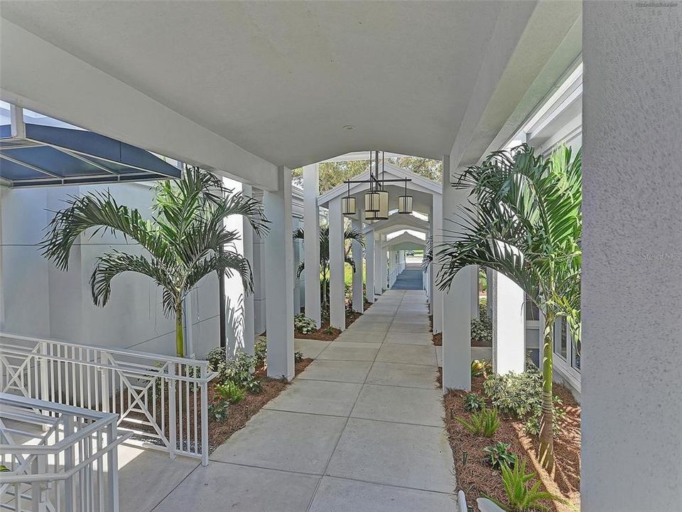 For Sale: $389,000 (3 beds, 2 baths, 1942 Square Feet)