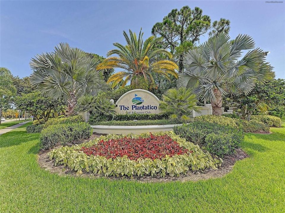 For Sale: $389,000 (3 beds, 2 baths, 1942 Square Feet)