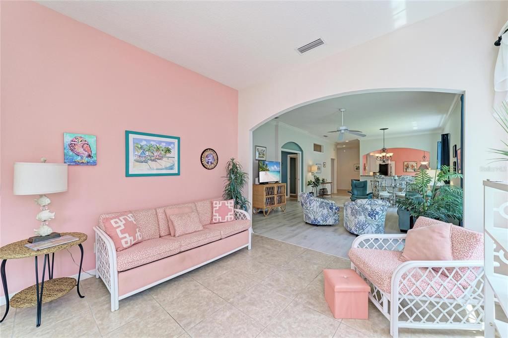 For Sale: $389,000 (3 beds, 2 baths, 1942 Square Feet)