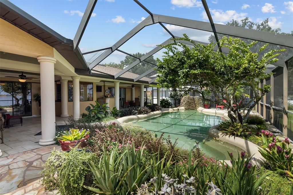For Sale: $699,000 (4 beds, 3 baths, 2388 Square Feet)