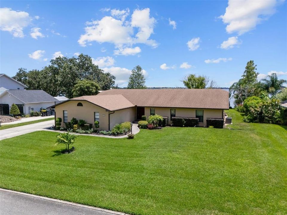 For Sale: $699,000 (4 beds, 3 baths, 2388 Square Feet)