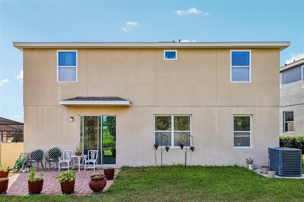 En Venta: $610,000 (3 camas, 2 baños, 2720 Pies cuadrados)
