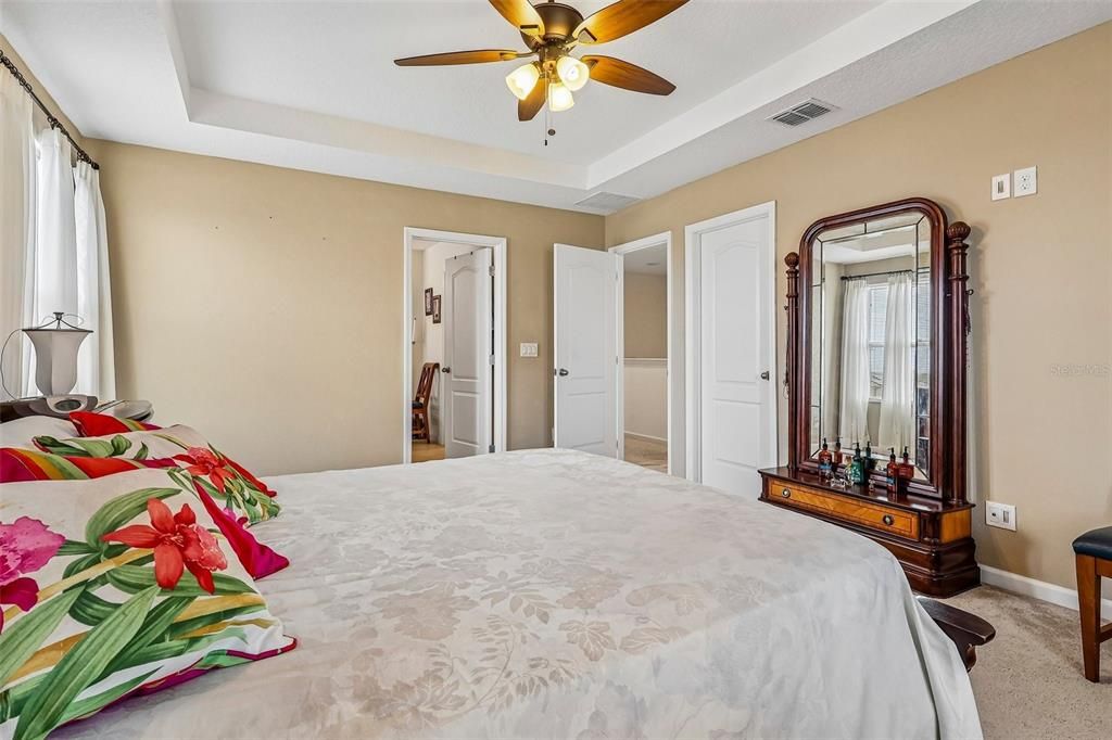 En Venta: $610,000 (3 camas, 2 baños, 2720 Pies cuadrados)