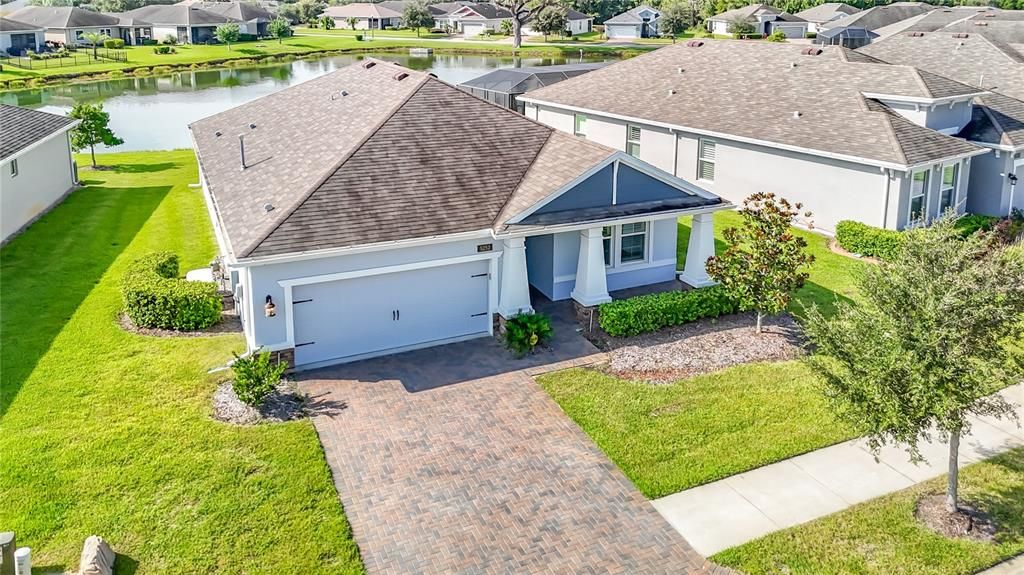For Sale: $349,500 (2 beds, 2 baths, 1686 Square Feet)