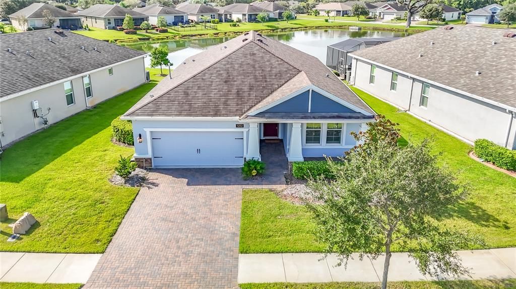 For Sale: $349,500 (2 beds, 2 baths, 1686 Square Feet)