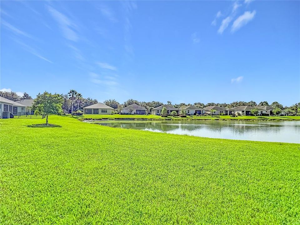 For Sale: $349,500 (2 beds, 2 baths, 1686 Square Feet)