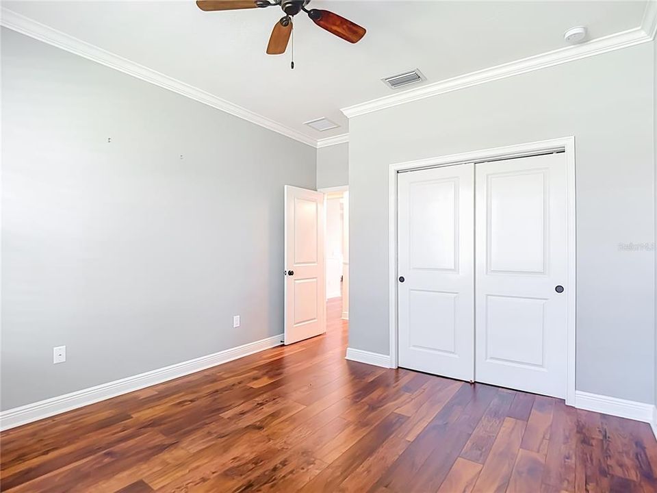 For Sale: $349,500 (2 beds, 2 baths, 1686 Square Feet)