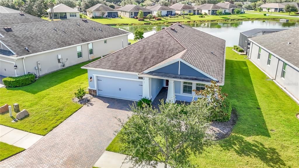 For Sale: $349,500 (2 beds, 2 baths, 1686 Square Feet)
