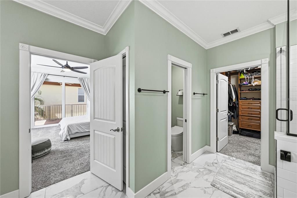 For Sale: $915,000 (4 beds, 3 baths, 3177 Square Feet)