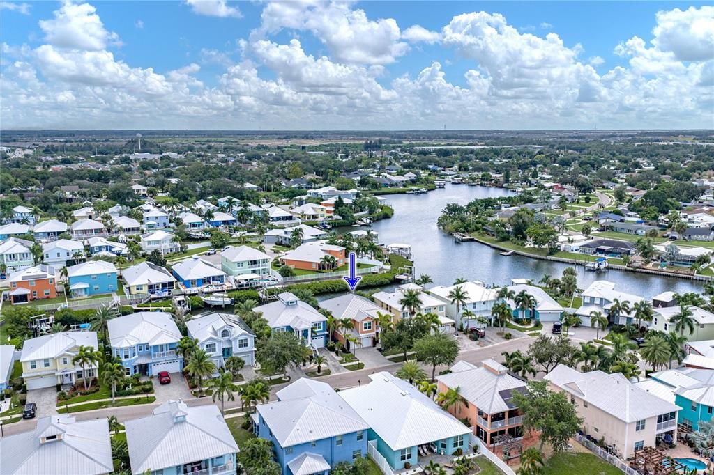 For Sale: $915,000 (4 beds, 3 baths, 3177 Square Feet)