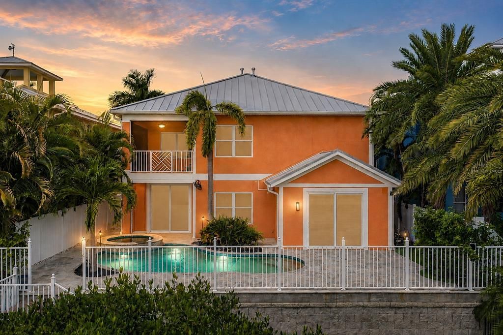 For Sale: $915,000 (4 beds, 3 baths, 3177 Square Feet)