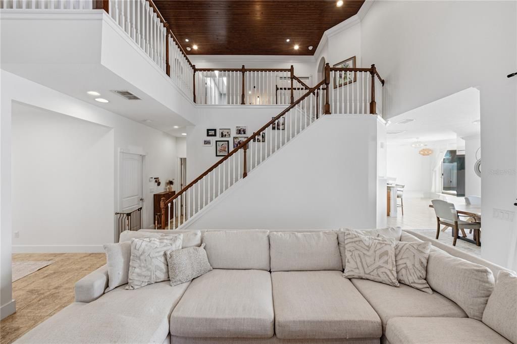 For Sale: $915,000 (4 beds, 3 baths, 3177 Square Feet)