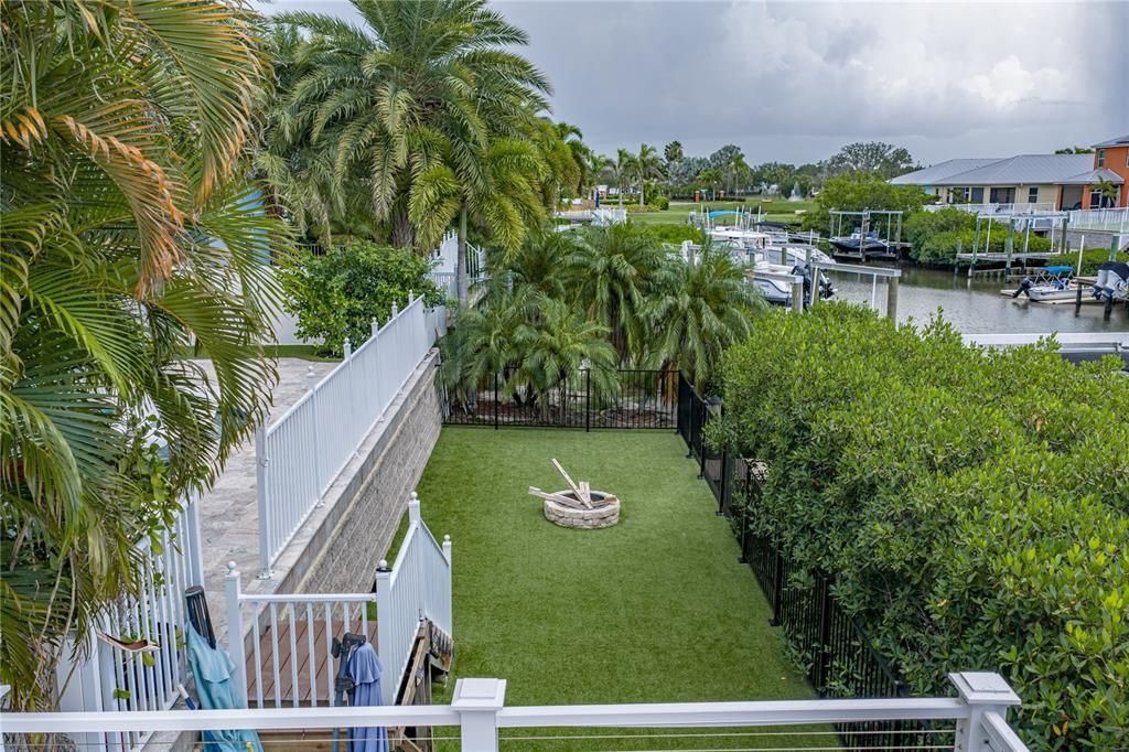 For Sale: $915,000 (4 beds, 3 baths, 3177 Square Feet)