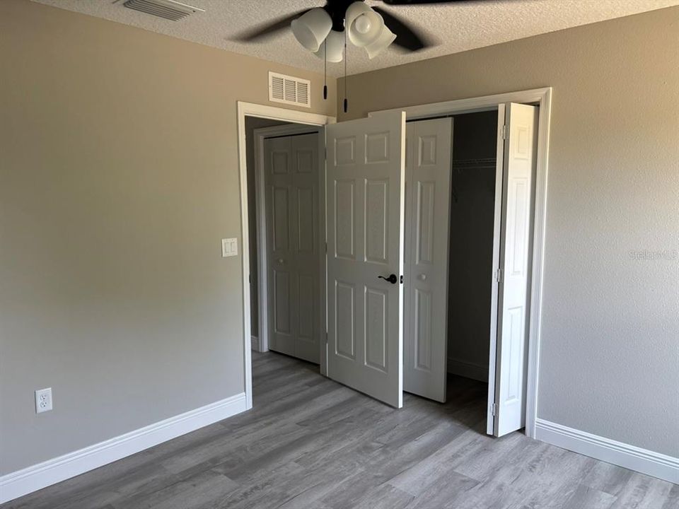 En Venta: $249,900 (3 camas, 2 baños, 1405 Pies cuadrados)