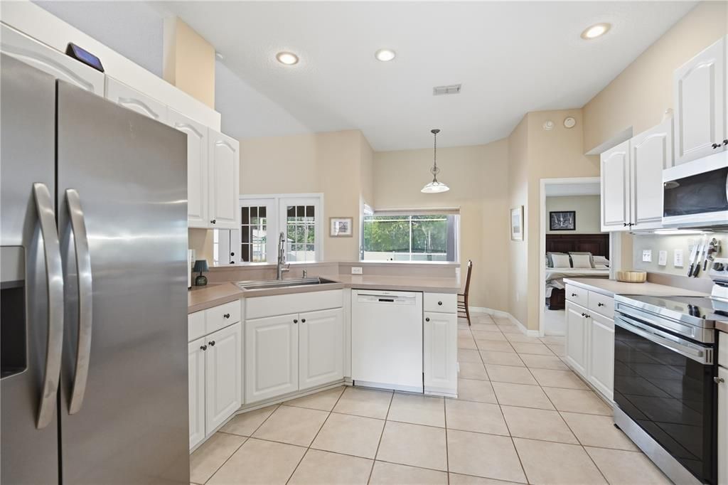 For Sale: $479,000 (4 beds, 3 baths, 2050 Square Feet)