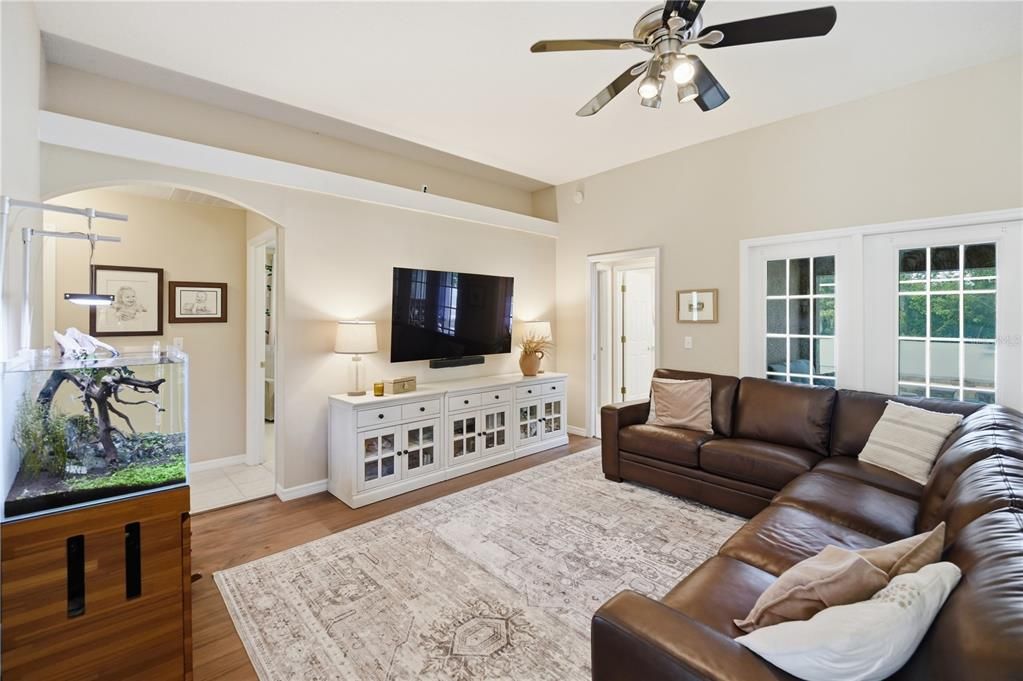 For Sale: $479,000 (4 beds, 3 baths, 2050 Square Feet)