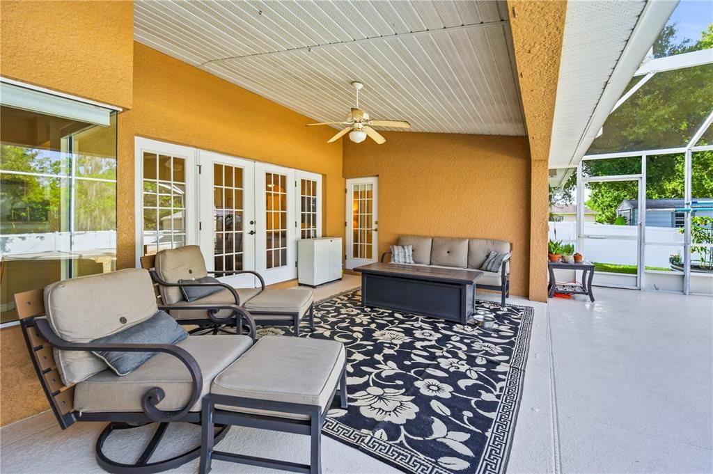 For Sale: $479,000 (4 beds, 3 baths, 2050 Square Feet)