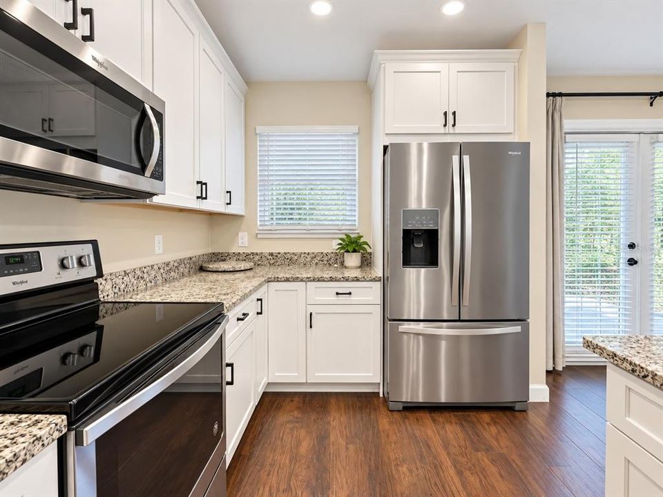 For Rent: $2,300 (3 beds, 2 baths, 1327 Square Feet)