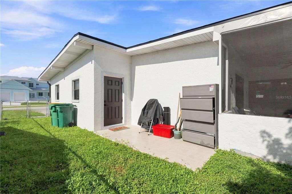 На продажу: $340,000 (3 спален, 2 ванн, 2052 Квадратных фут)