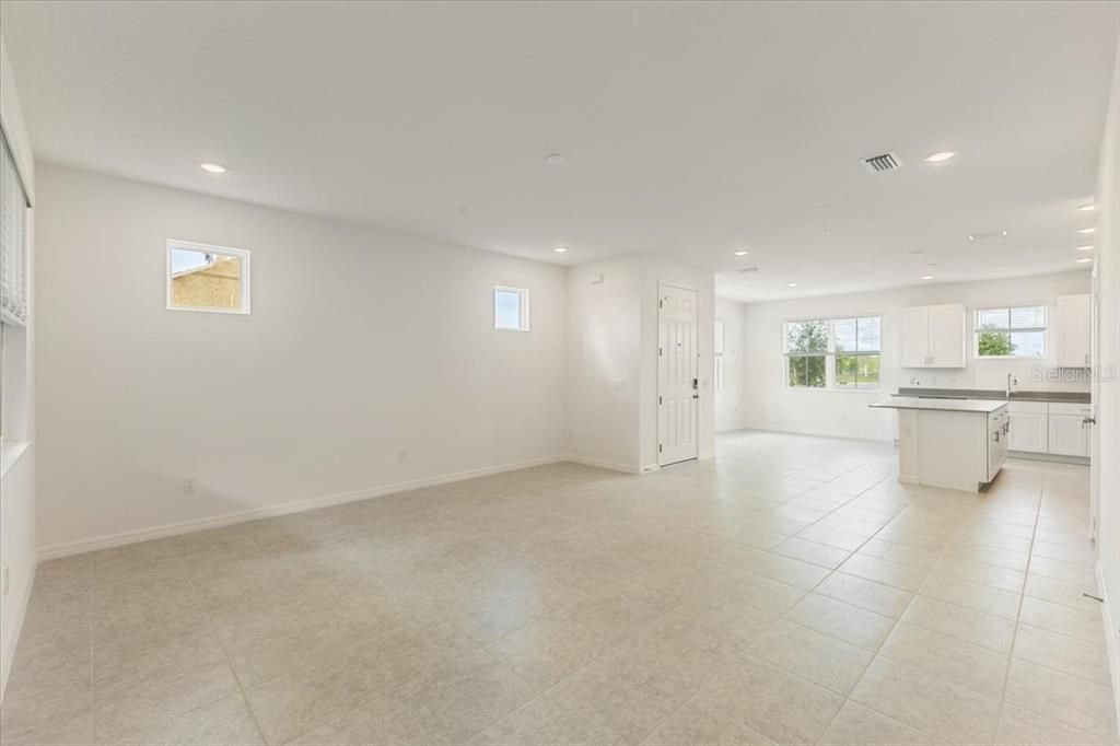 For Sale: $377,220 (3 beds, 2 baths, 1777 Square Feet)
