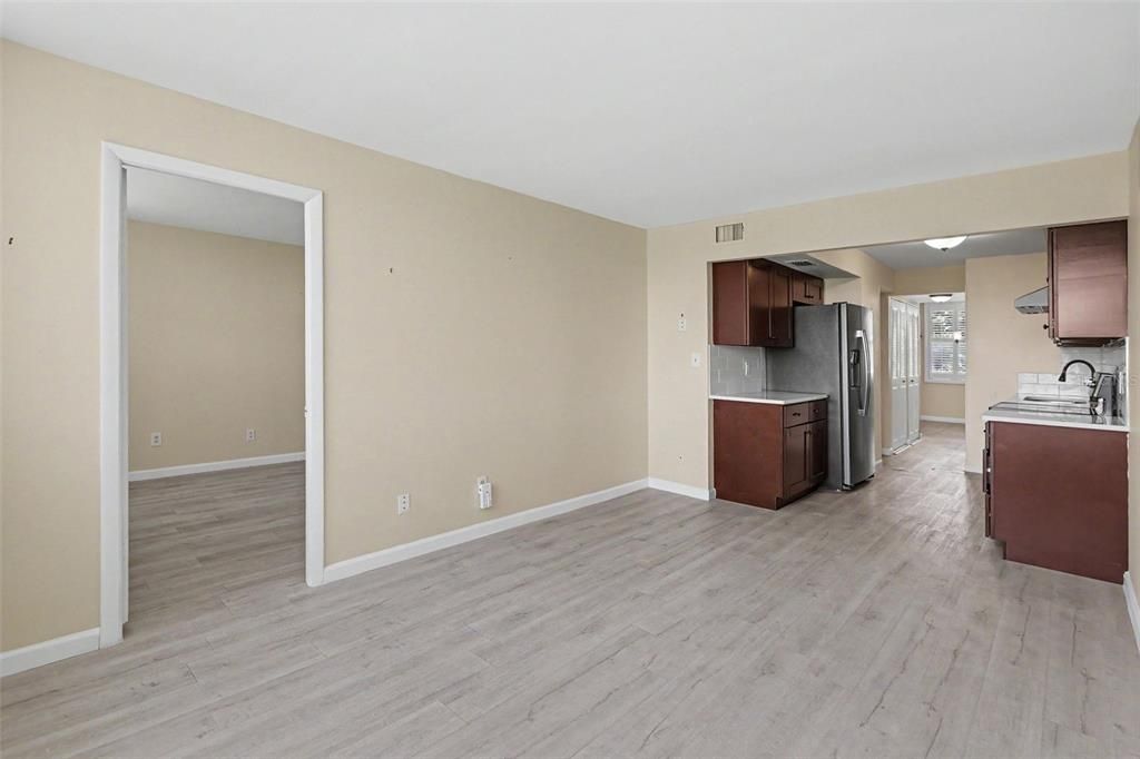 En Venta: $95,000 (1 camas, 1 baños, 930 Pies cuadrados)