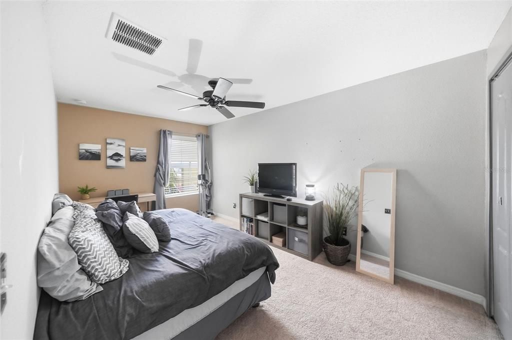 En Venta: $315,000 (3 camas, 2 baños, 2010 Pies cuadrados)