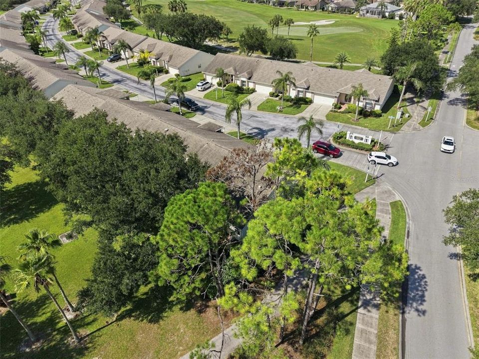 For Sale: $450,000 (2 beds, 2 baths, 1903 Square Feet)