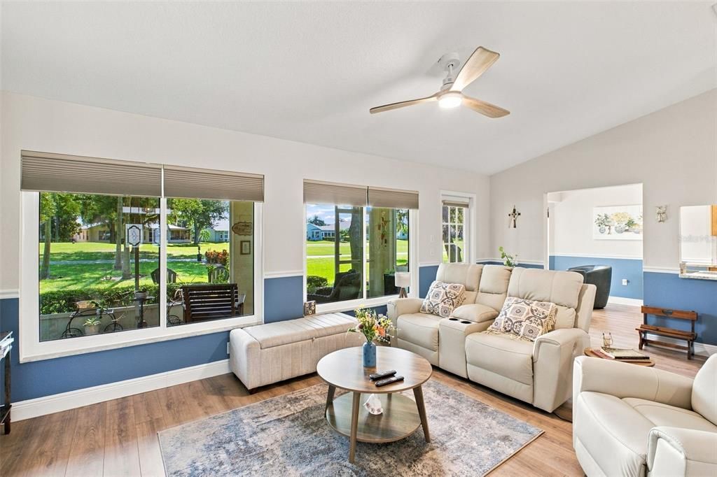 For Sale: $450,000 (2 beds, 2 baths, 1903 Square Feet)